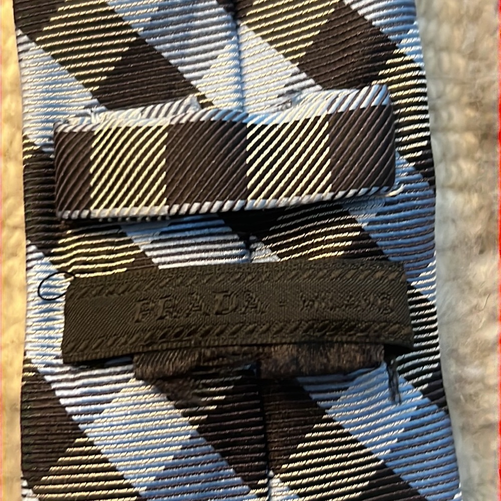 Classic Plaid Tie - Picture 4 of 8